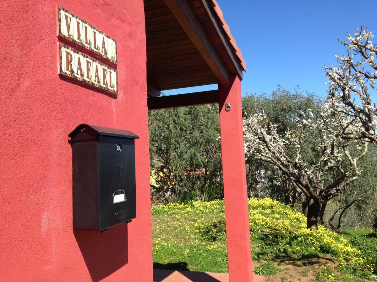 Villa Rafael Vega de San Mateo Exterior foto